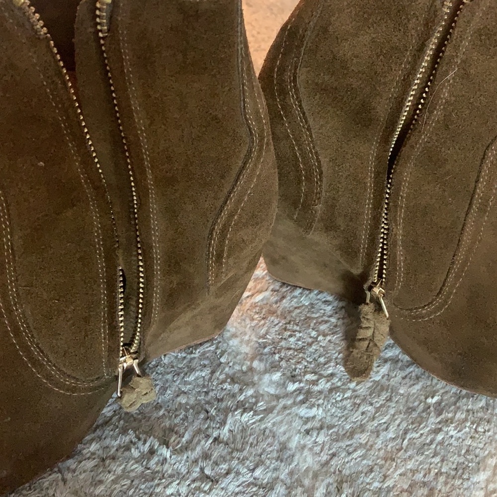 Joie wedge suede booties plus FREE second surprise pair of size 6 shoes - Picture 4 of 7